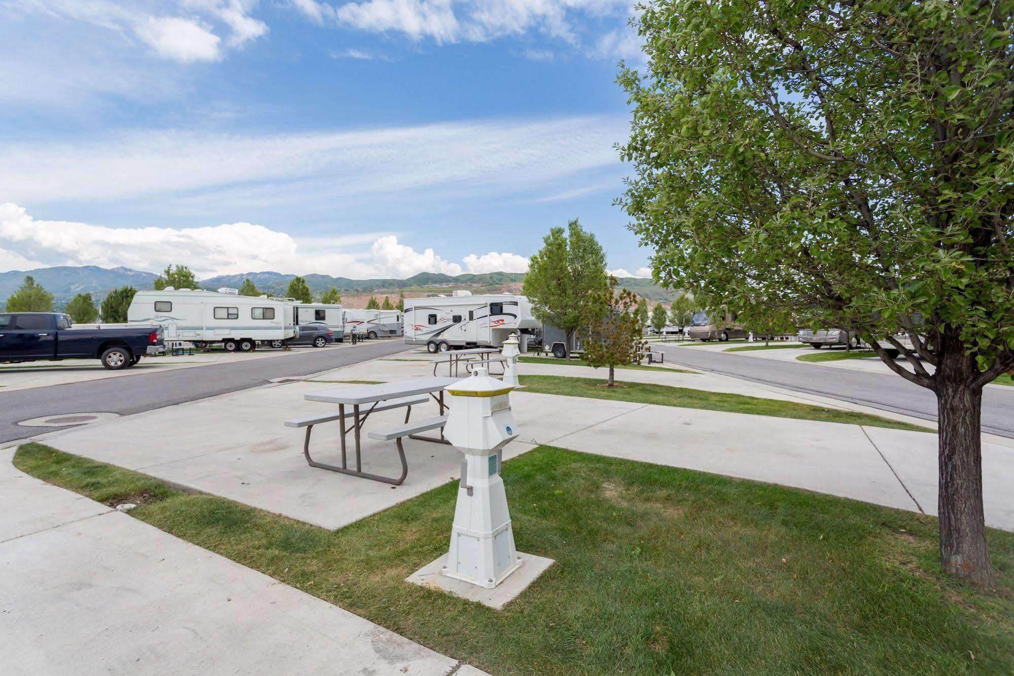 Pony Express Rv Resort North Salt Lake ภายนอก รูปภาพ