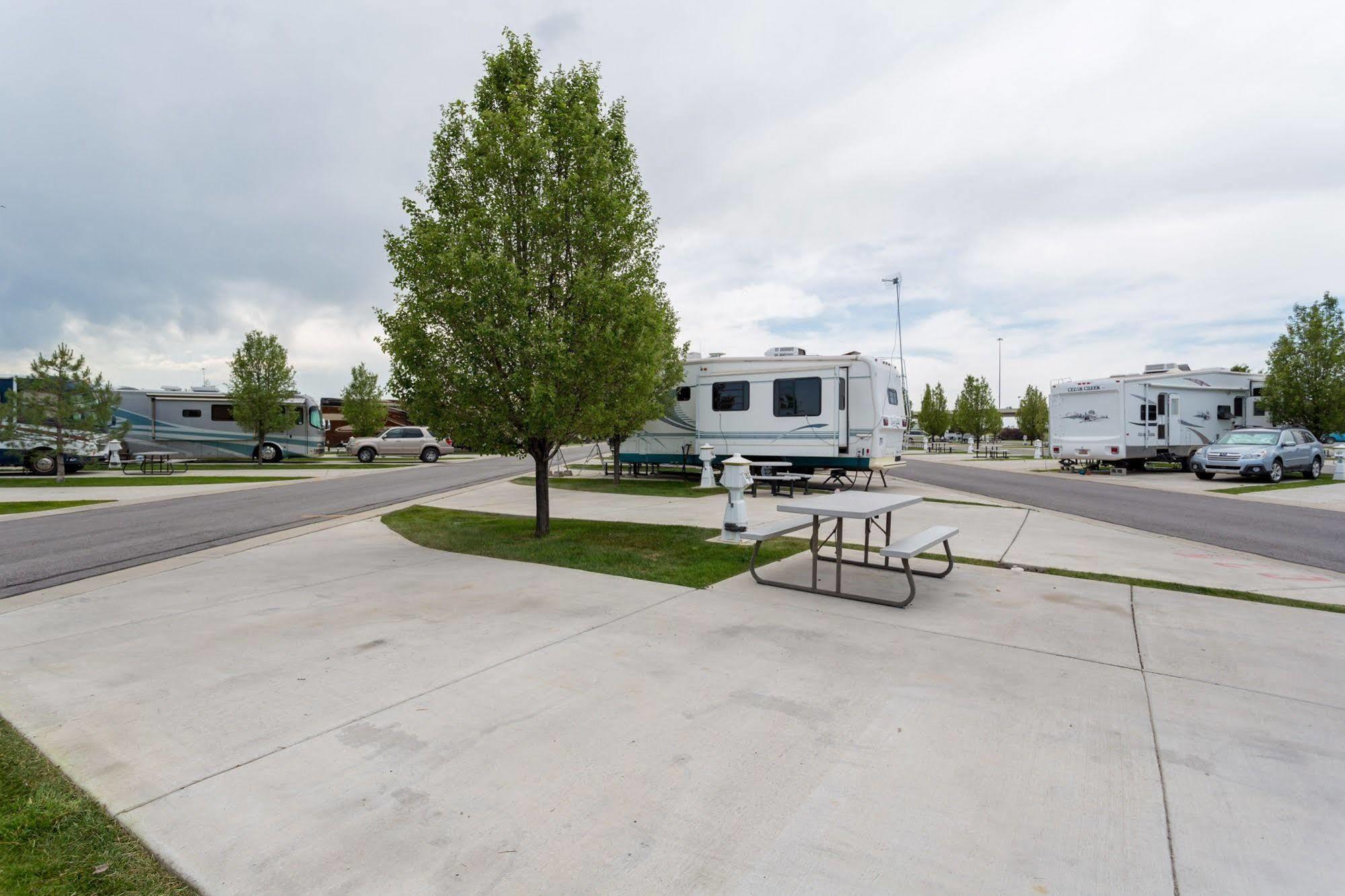 Pony Express Rv Resort North Salt Lake ภายนอก รูปภาพ