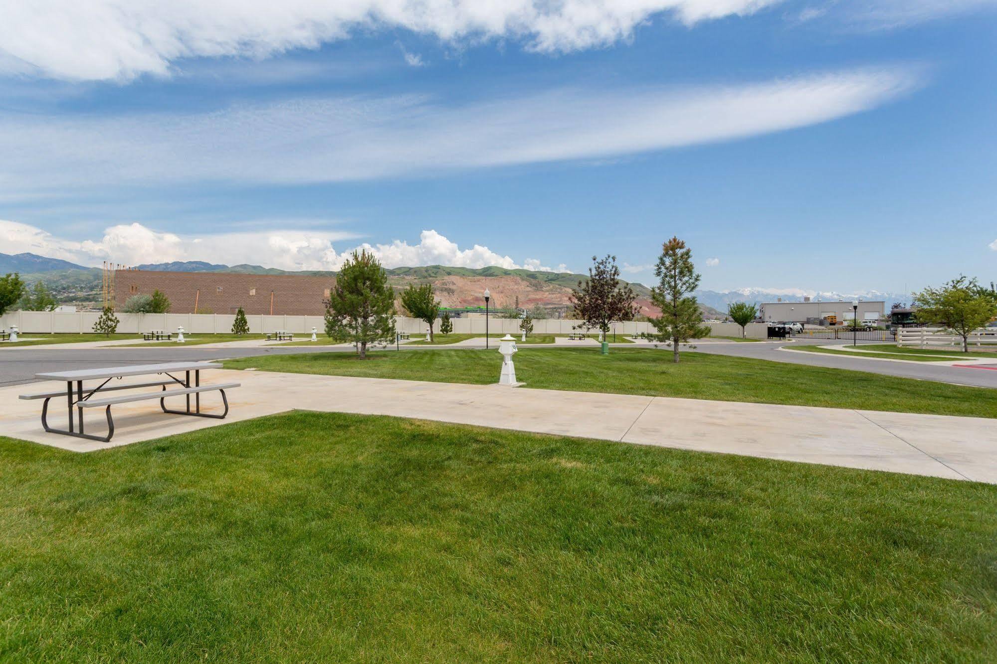 Pony Express Rv Resort North Salt Lake ภายนอก รูปภาพ