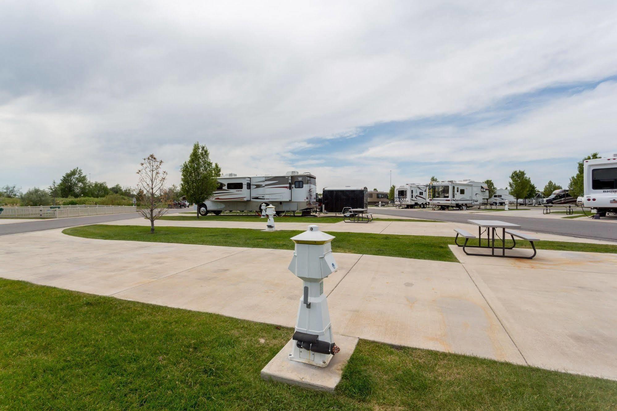 Pony Express Rv Resort North Salt Lake ภายนอก รูปภาพ