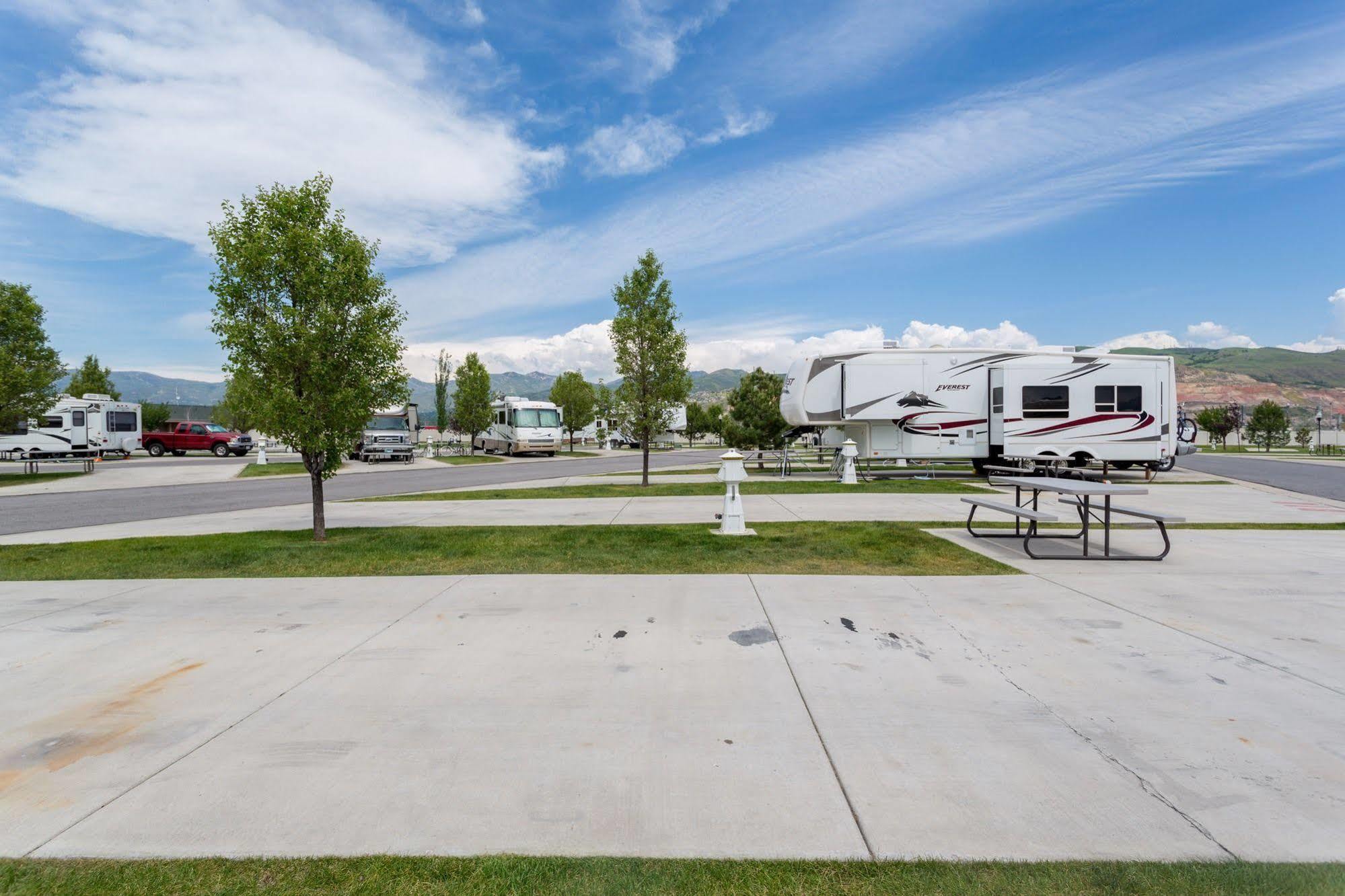 Pony Express Rv Resort North Salt Lake ภายนอก รูปภาพ