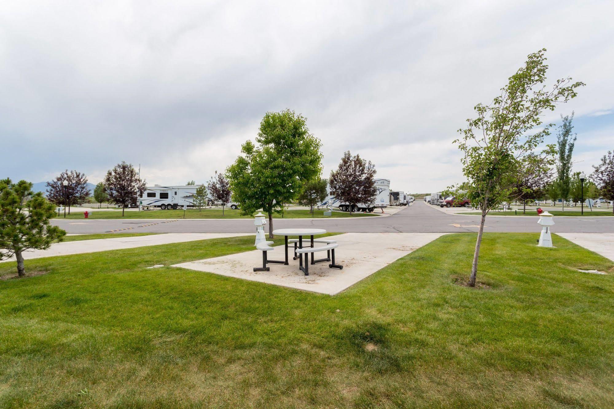Pony Express Rv Resort North Salt Lake ภายนอก รูปภาพ